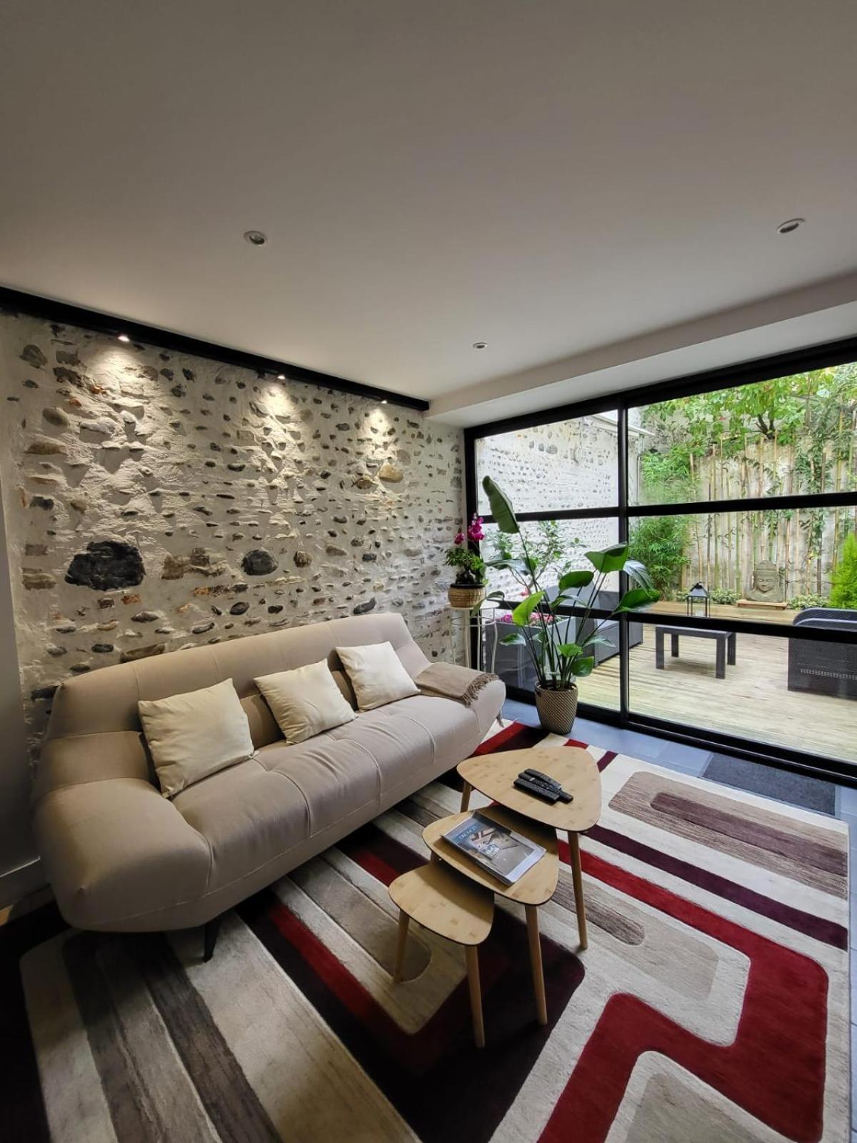 Le Patio - Appartement Calme - Hyper Centre Pau Bagian luar foto