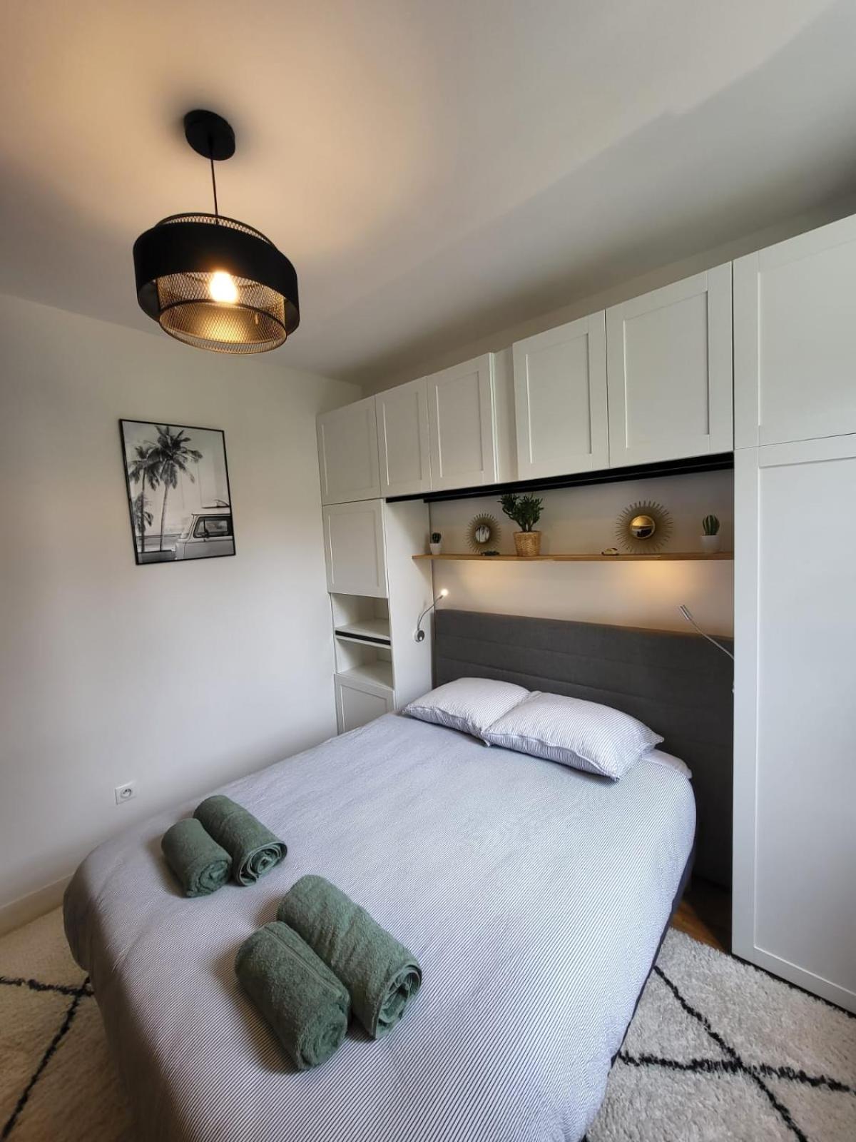 Le Patio - Appartement Calme - Hyper Centre Pau Bagian luar foto